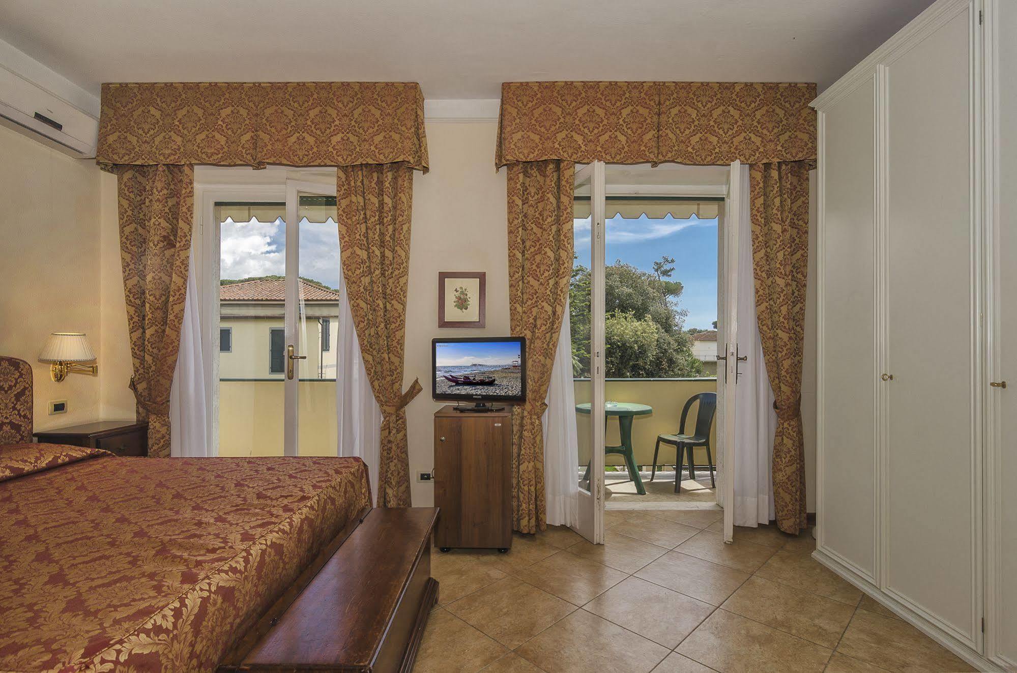 Hotel Verdemare Marina di Pietrasanta Eksteriør bilde