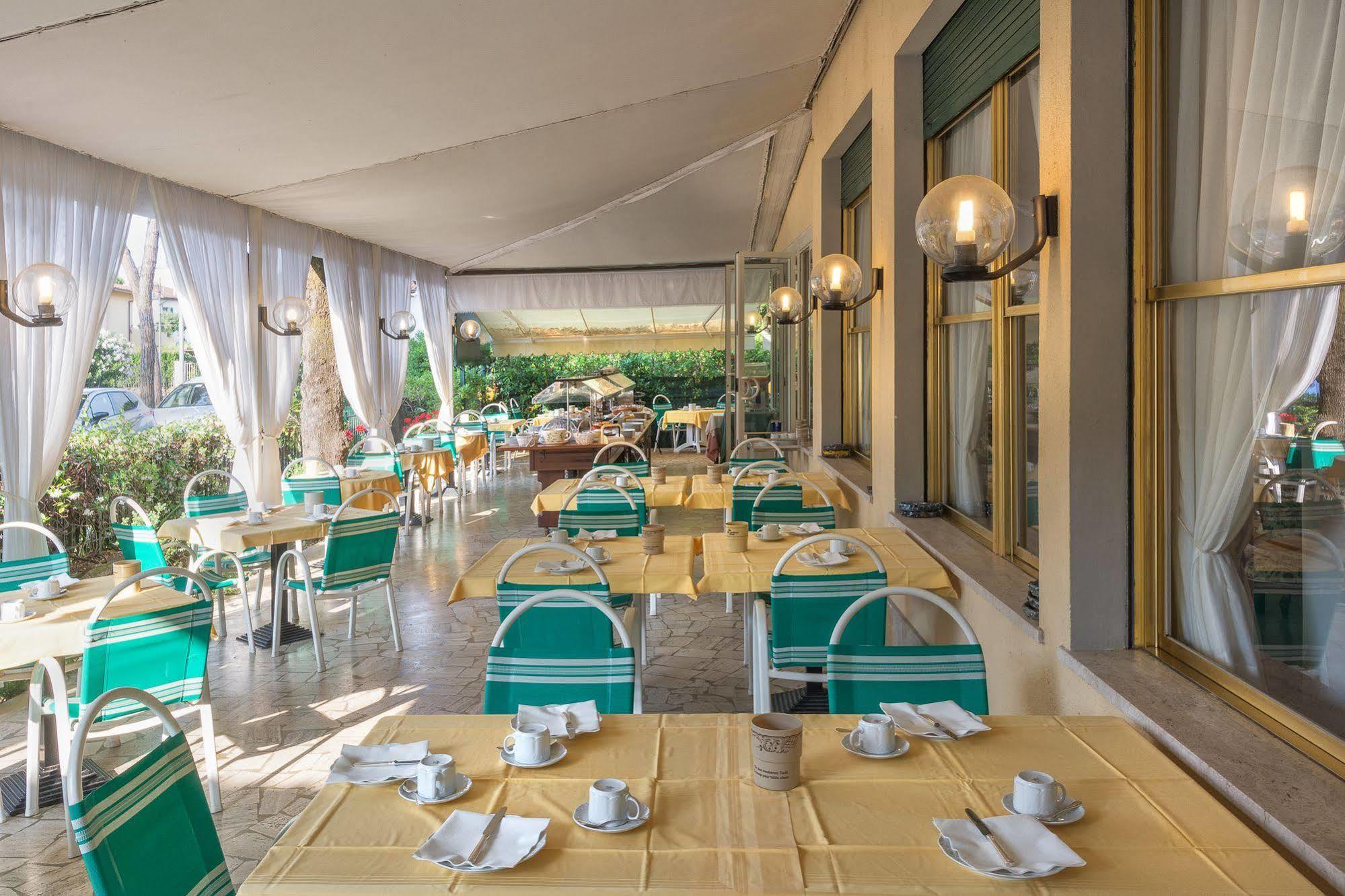 Hotel Verdemare Marina di Pietrasanta Eksteriør bilde